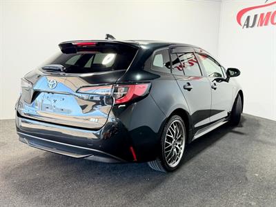 2019 Toyota Corolla - Thumbnail