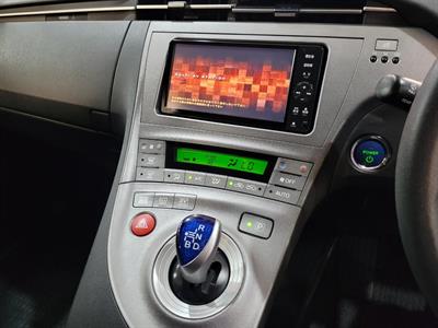 2012 Toyota Prius - Thumbnail