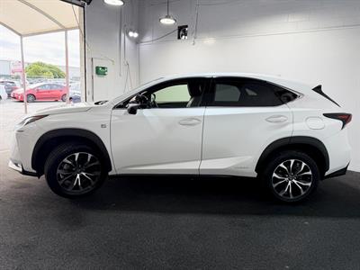 2015 Lexus NX 300h - Thumbnail