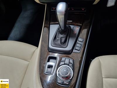 2011 BMW Z4 - Thumbnail