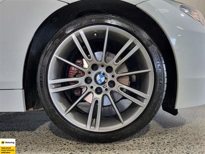 2011 BMW Z4 - Thumbnail