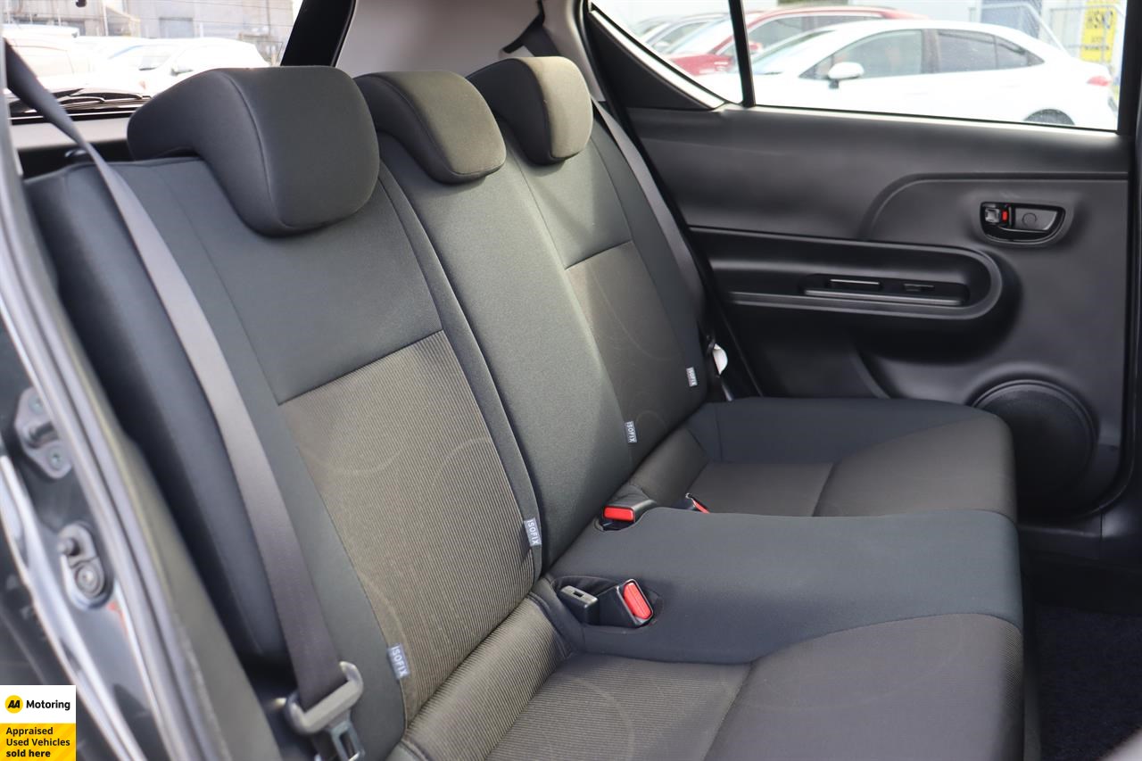 2017 Toyota Aqua