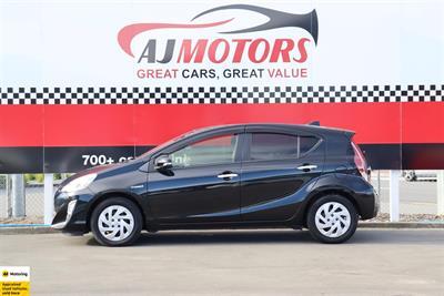 2017 Toyota Aqua - Thumbnail