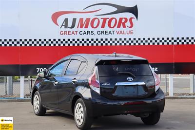 2017 Toyota Aqua - Thumbnail
