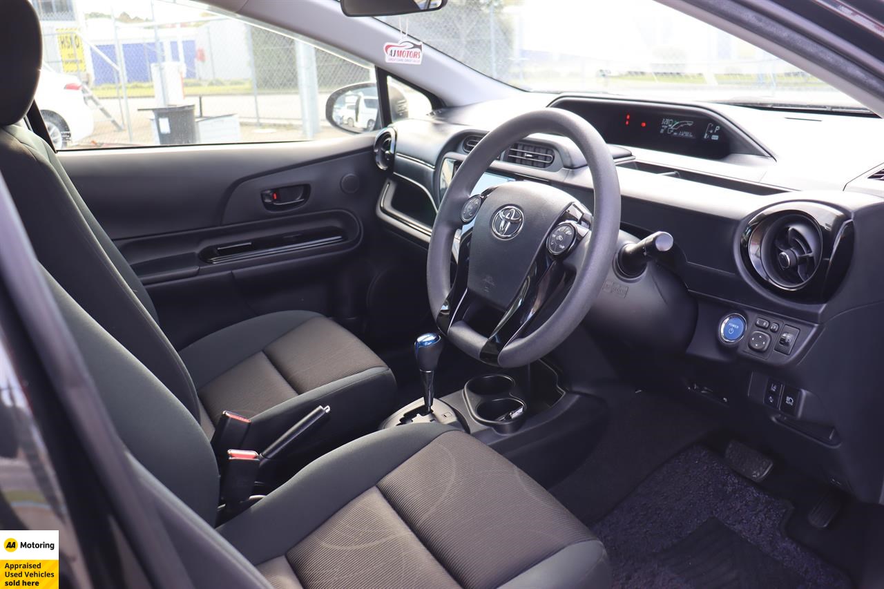 2017 Toyota Aqua
