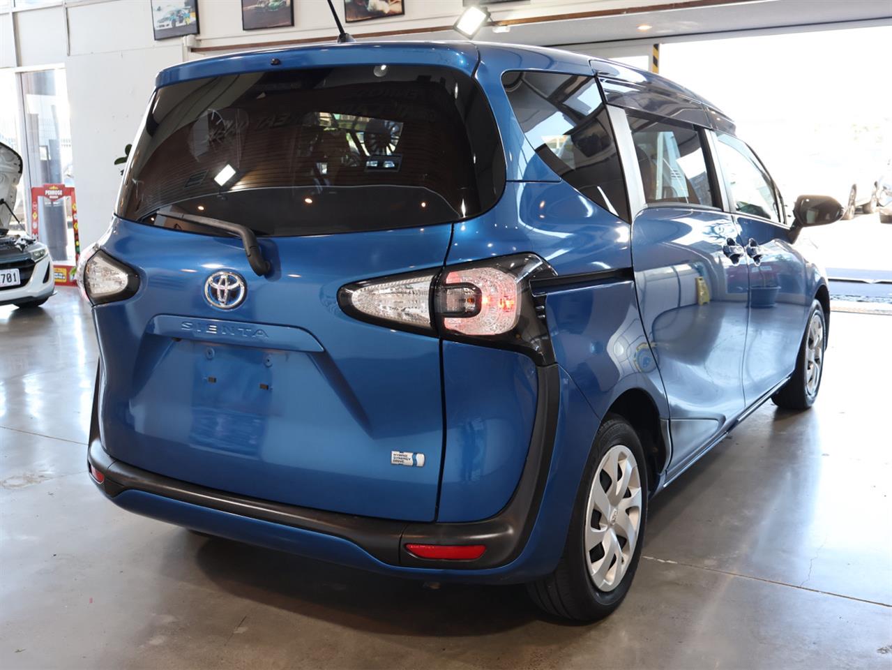2016 Toyota Sienta