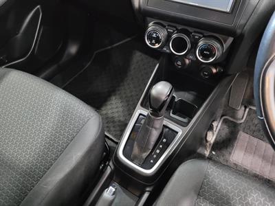 2017 Suzuki Swift - Thumbnail