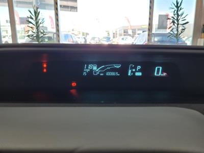 2014 Toyota Aqua - Thumbnail