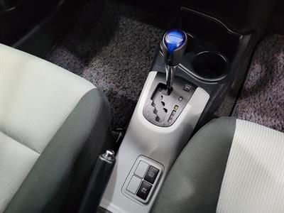 2014 Toyota Aqua - Thumbnail