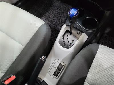 2012 Toyota Aqua - Thumbnail