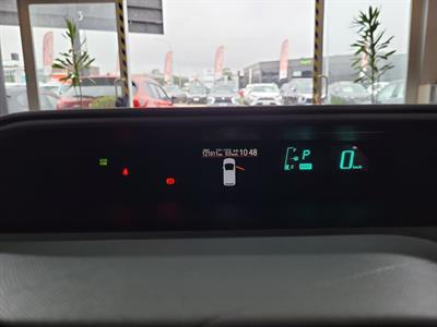 2012 Toyota Aqua - Thumbnail