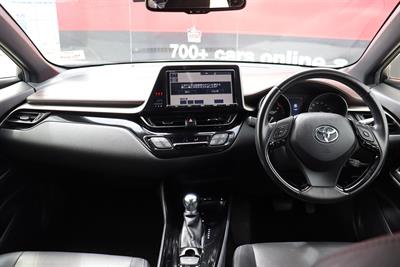 2018 Toyota C-HR - Thumbnail