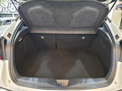 2017 Toyota C-HR - Thumbnail