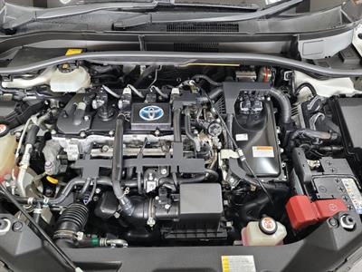 2017 Toyota C-HR - Thumbnail