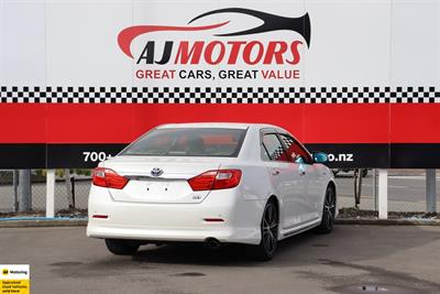 2012 Toyota Camry - Thumbnail