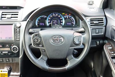 2012 Toyota Camry - Thumbnail