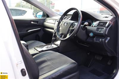 2012 Toyota Camry - Thumbnail