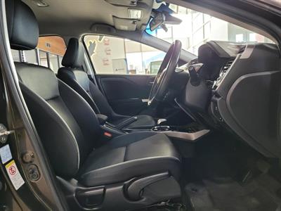 2014 Honda Grace - Thumbnail