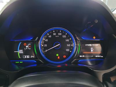 2014 Honda Grace - Thumbnail