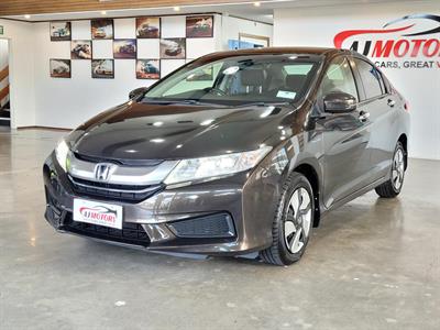 2014 Honda Grace - Thumbnail