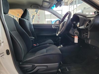 2013 Toyota Corolla - Thumbnail