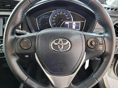 2013 Toyota Corolla - Thumbnail