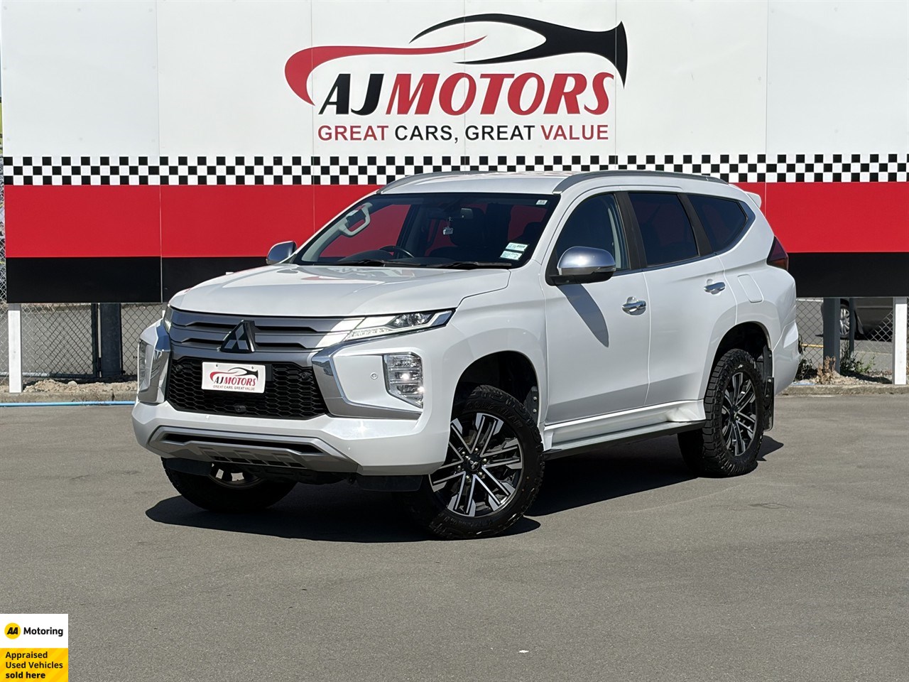 2022 Mitsubishi Pajero Sport