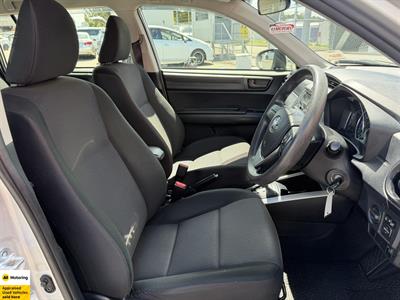 2016 Toyota Corolla - Thumbnail