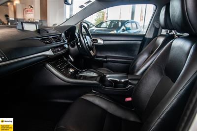 2012 Lexus CT200H - Thumbnail