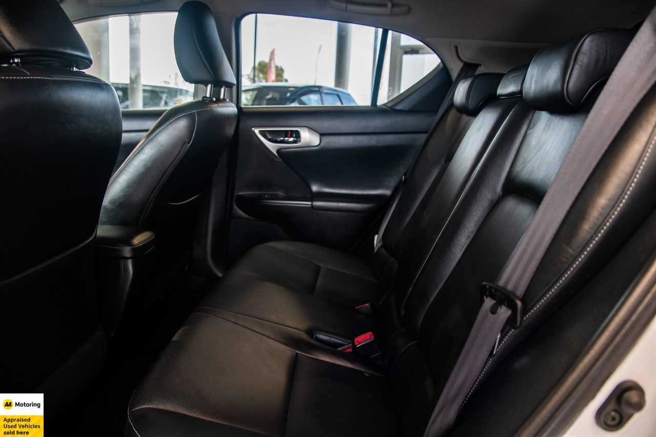 2012 Lexus CT200H