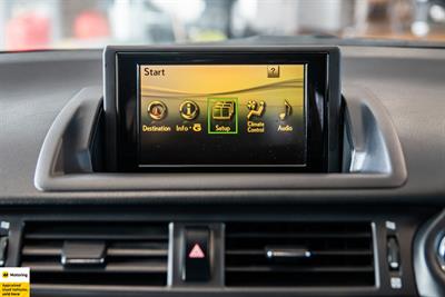 2012 Lexus CT200H - Thumbnail