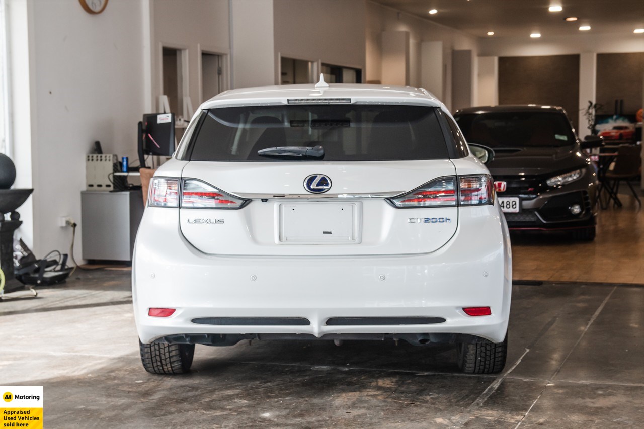 2012 Lexus CT200H