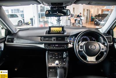 2012 Lexus CT200H - Thumbnail