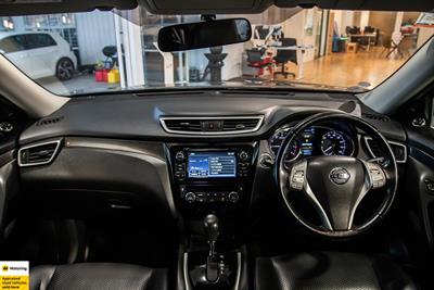 2014 Nissan X-Trail - Thumbnail
