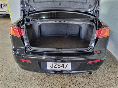 2007 Mitsubishi GALANT - Thumbnail