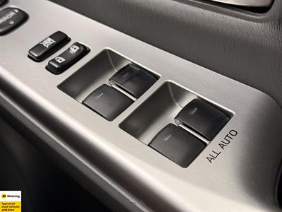 2012 Toyota Prius - Thumbnail