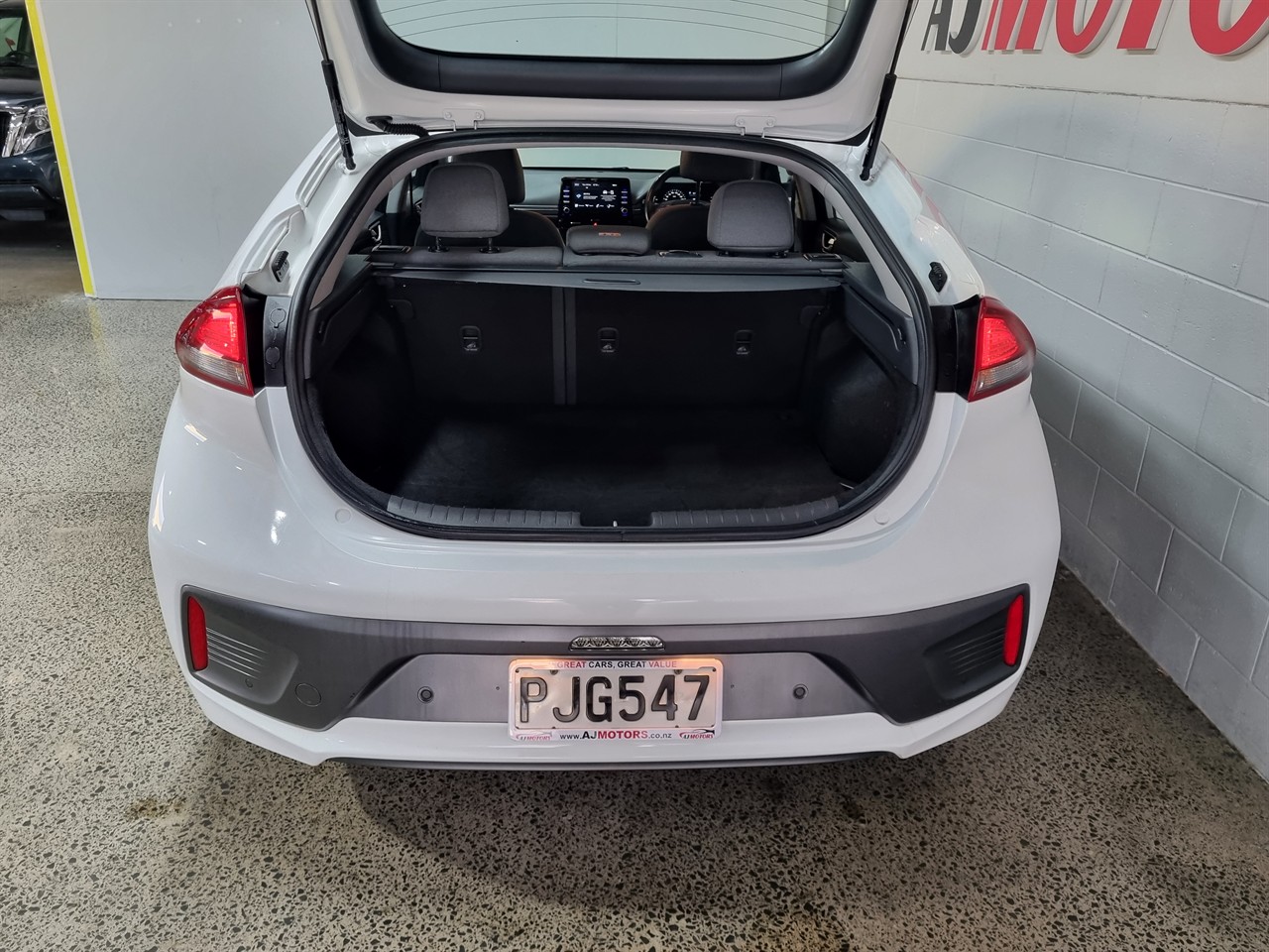 2022 Hyundai IONIQ