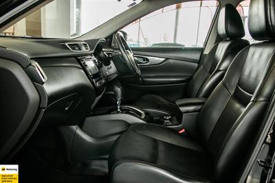 2014 Nissan X-Trail - Thumbnail