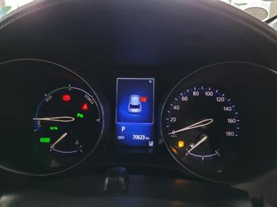 2017 Toyota C-HR - Thumbnail