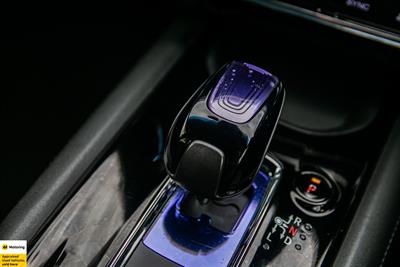 2015 Honda Vezel - Thumbnail