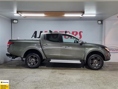 2018 Mitsubishi Triton - Thumbnail