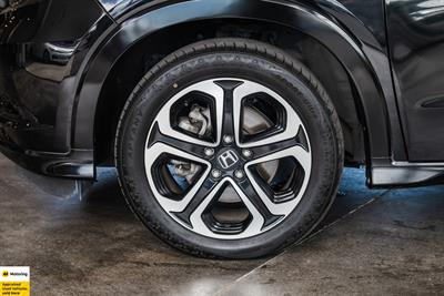 2017 Honda Vezel - Thumbnail