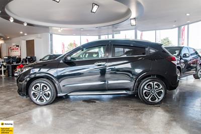 2017 Honda Vezel - Thumbnail