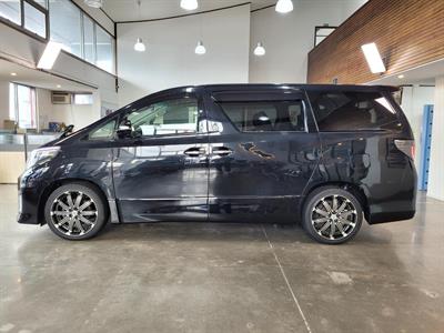 2012 Toyota Alphard - Thumbnail
