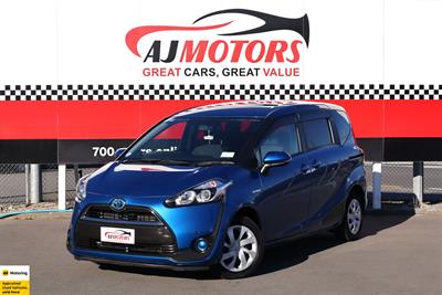 2015 Toyota Sienta - Thumbnail