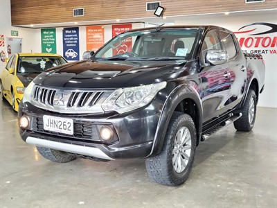 2015 Mitsubishi Triton - Thumbnail
