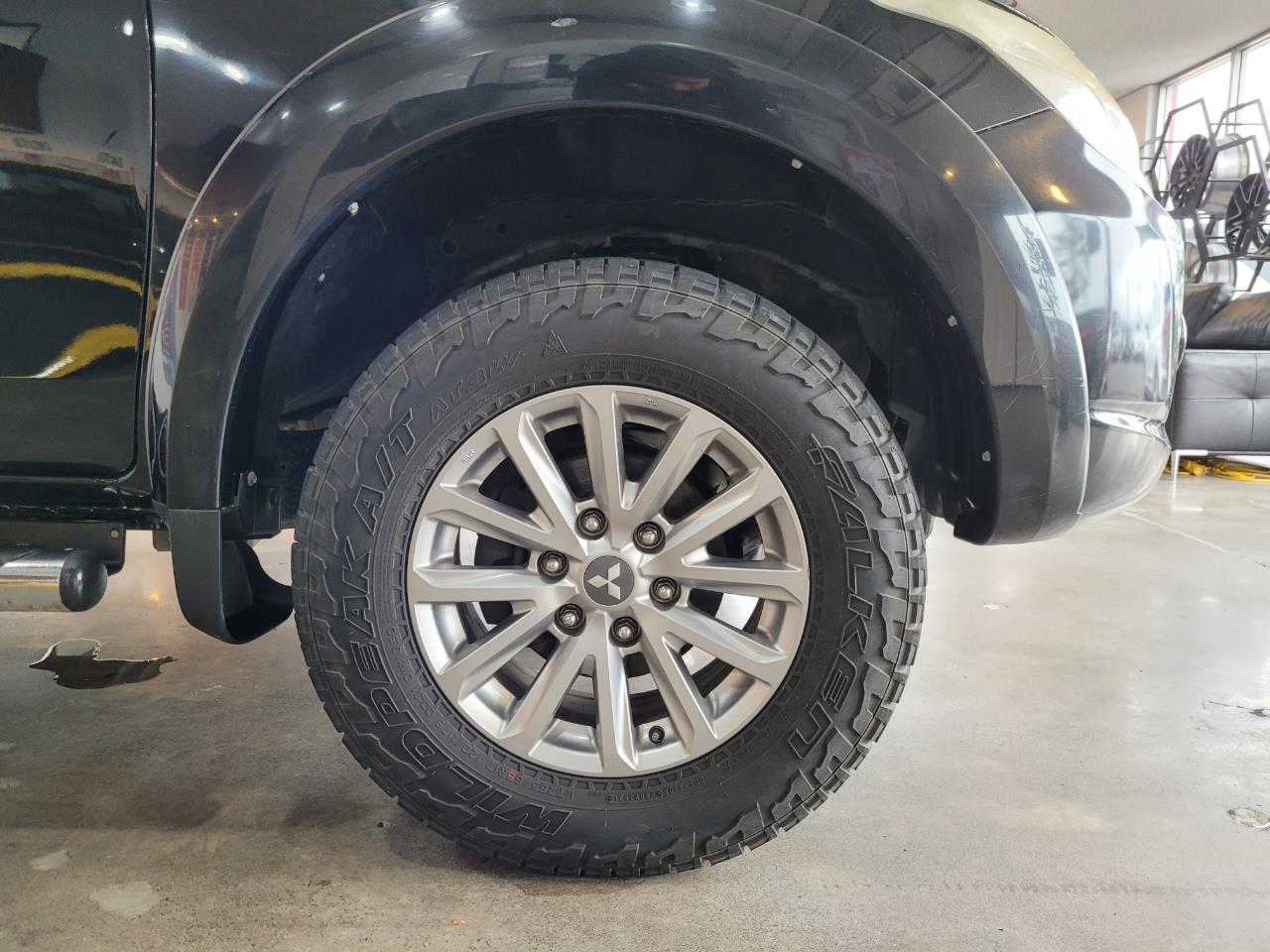 2015 Mitsubishi Triton