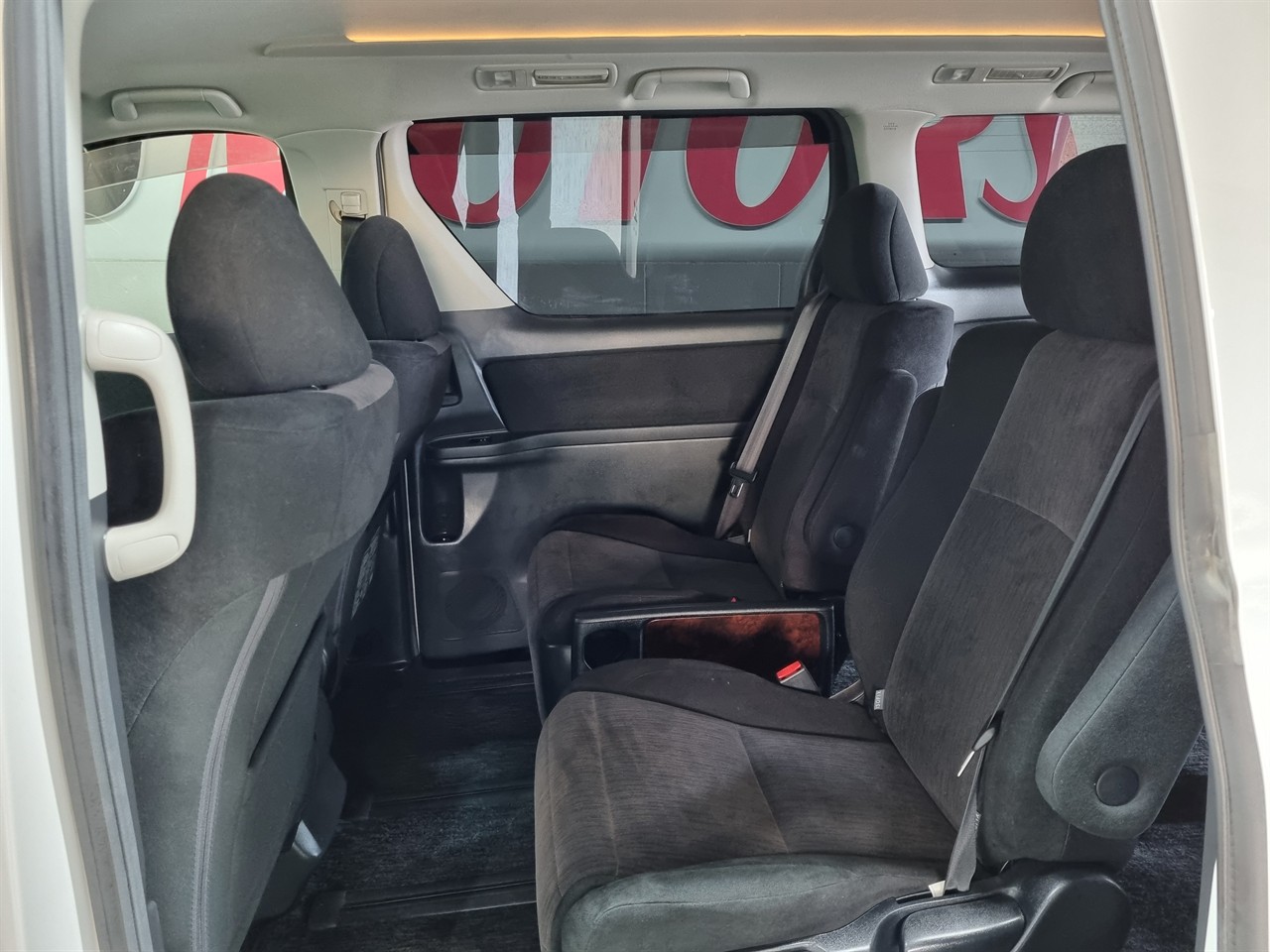 2012 Toyota Vellfire