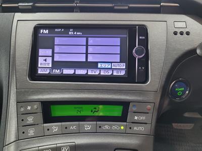 2013 Toyota Prius - Thumbnail