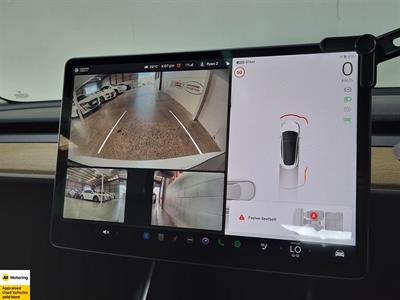 2019 Tesla Model 3 - Thumbnail